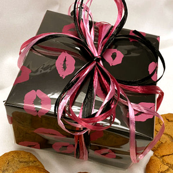 Box -Luscious Lips Cello