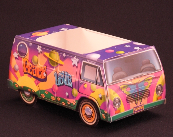 (image for) Classic Cruisers -Flower Power Boogie Bus
